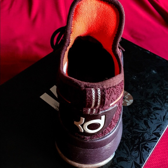 Nike KD 9 “The Sauce” Christmas Edition - Picture 5 of 8